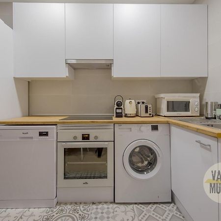 Downtown&New Apt Para 9Pax En La Plaza De Chueca Madrid Bagian luar foto