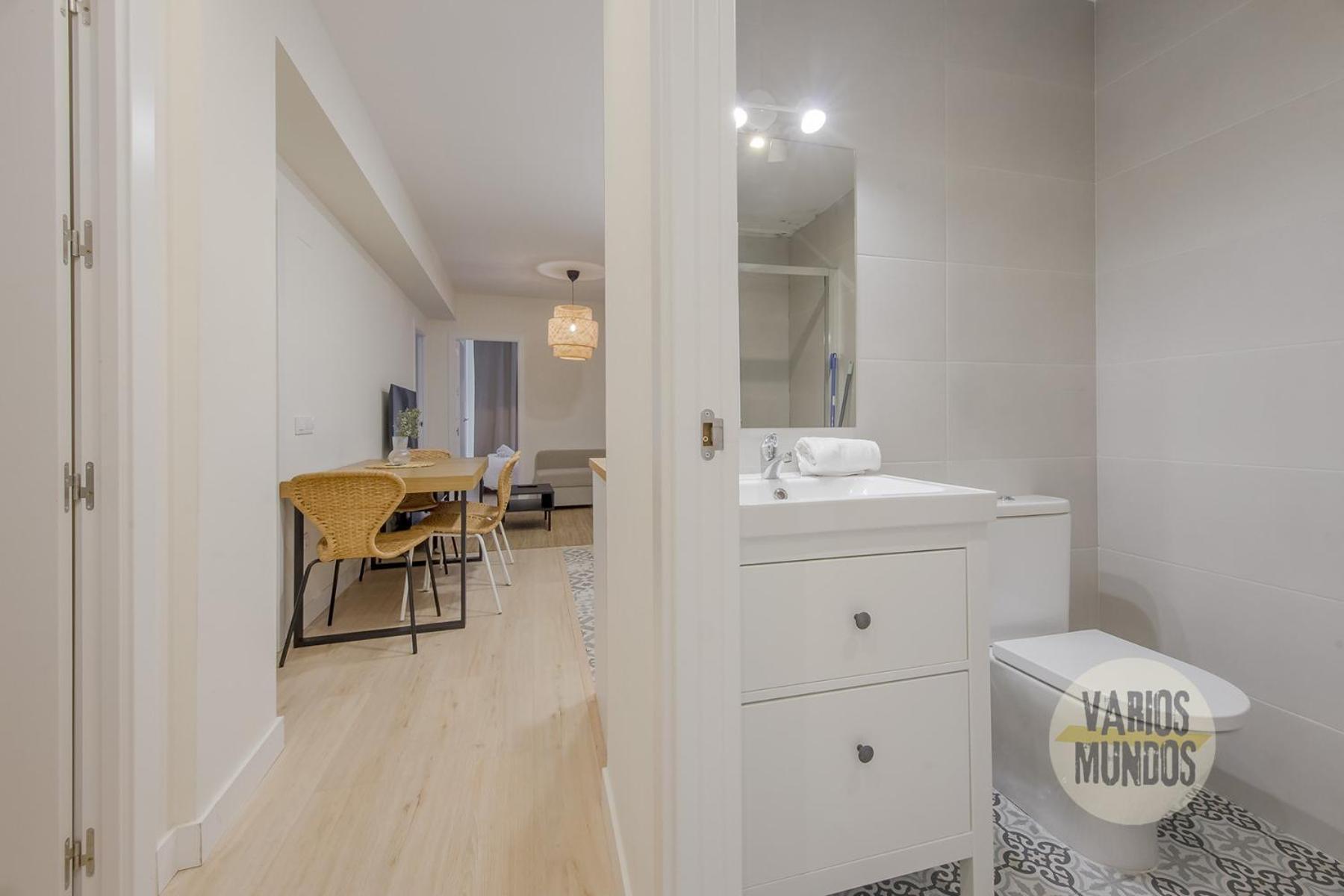 Downtown&New Apt Para 9Pax En La Plaza De Chueca Madrid Bagian luar foto