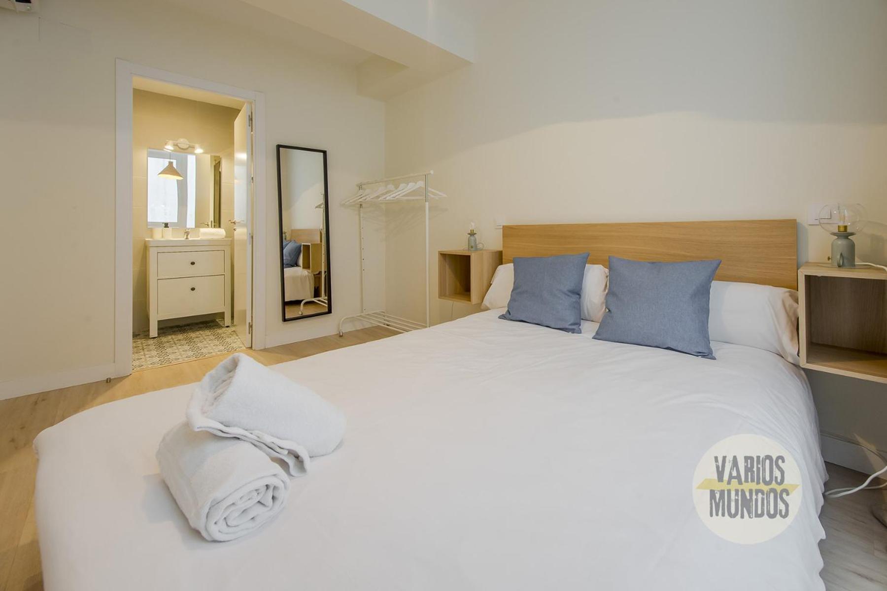 Downtown&New Apt Para 9Pax En La Plaza De Chueca Madrid Bagian luar foto