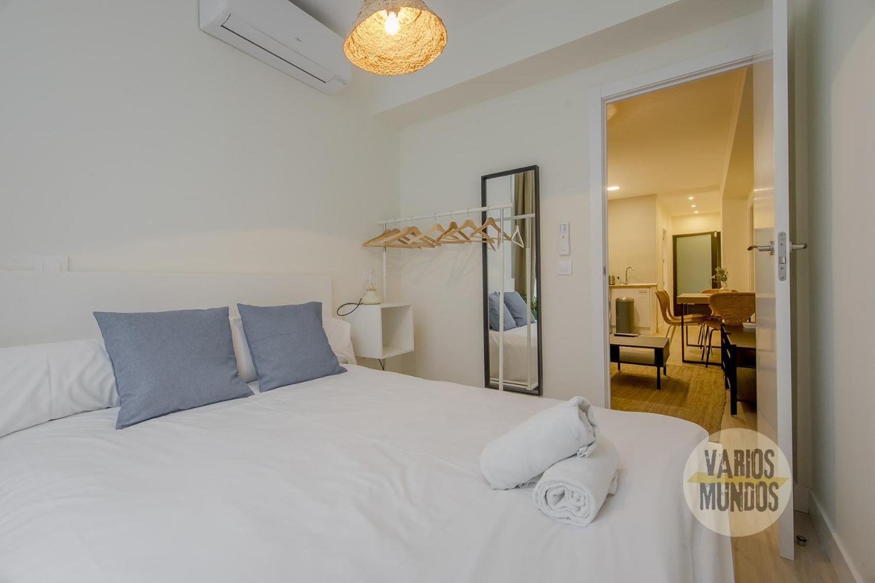 Downtown&New Apt Para 9Pax En La Plaza De Chueca Madrid Bagian luar foto