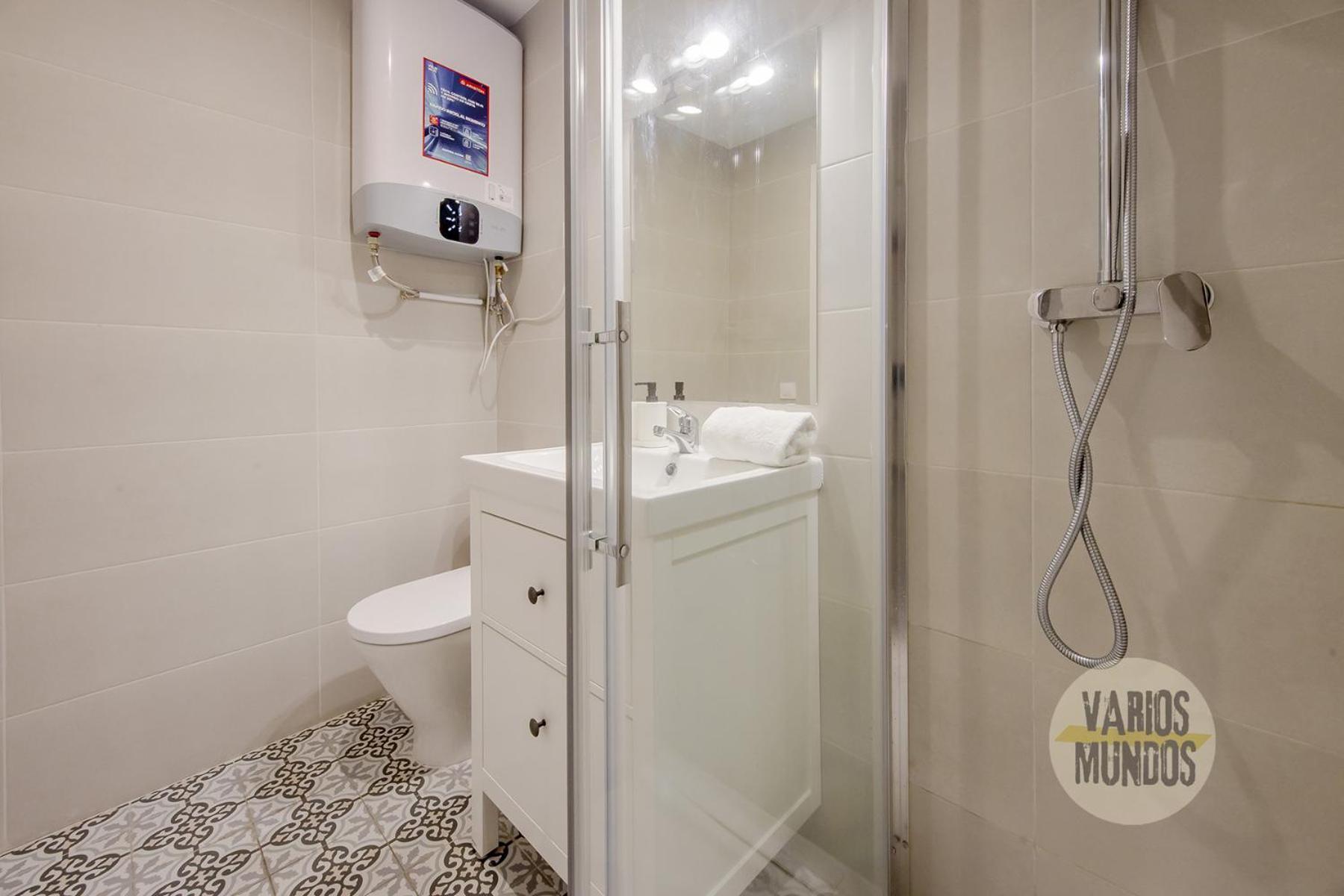 Downtown&New Apt Para 9Pax En La Plaza De Chueca Madrid Bagian luar foto